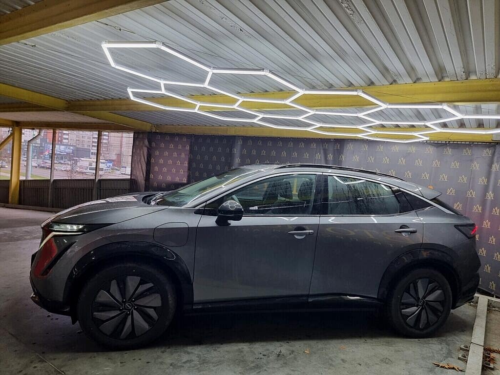 Оклейка пленкой Nissan Ariya