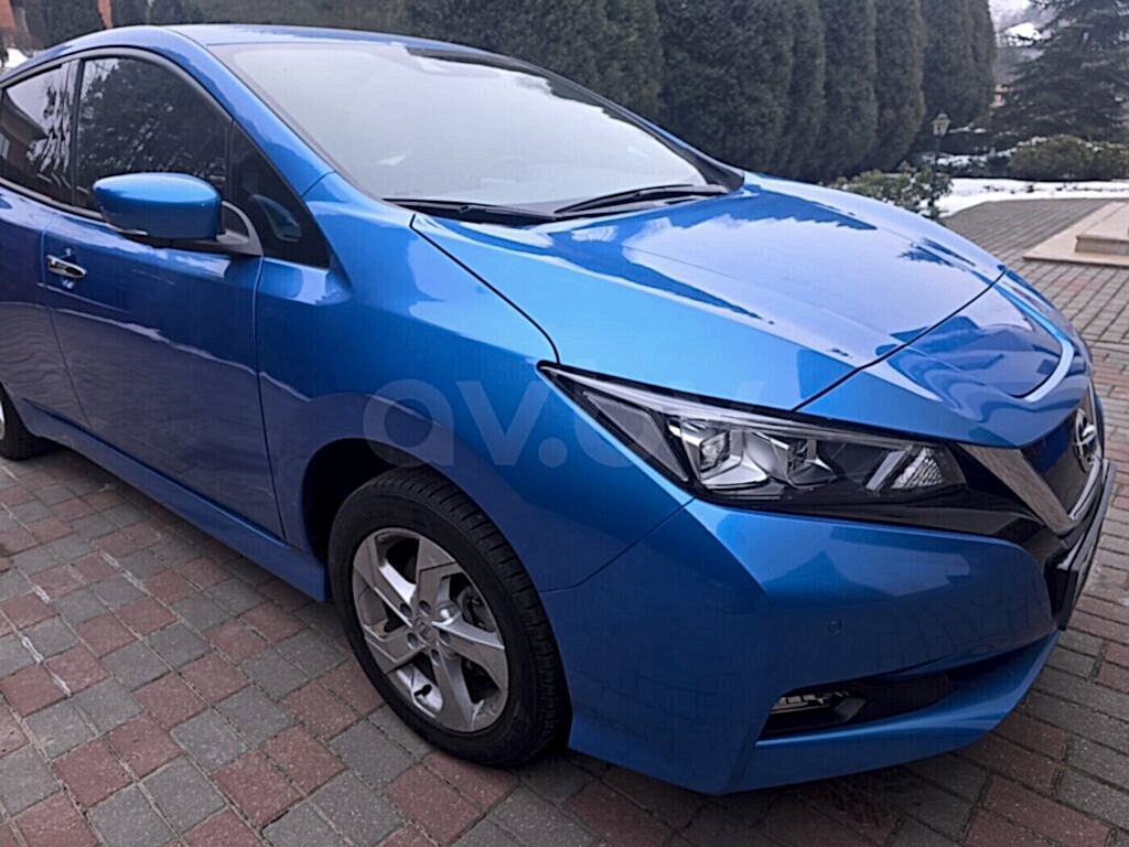 Оклейка пленкой Nissan Leaf